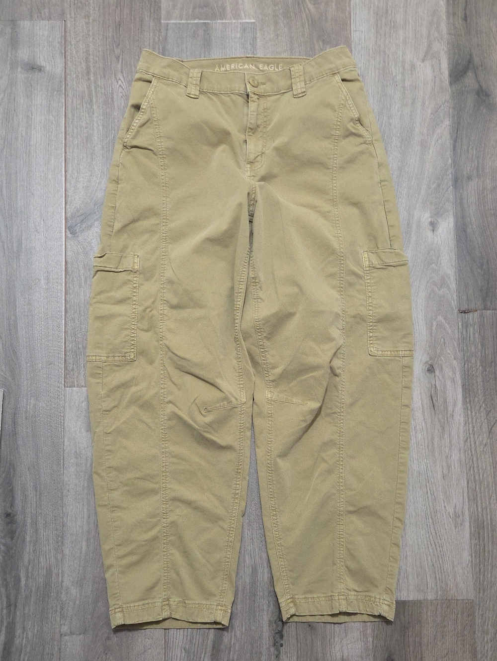 American Eagle Cargo Pants